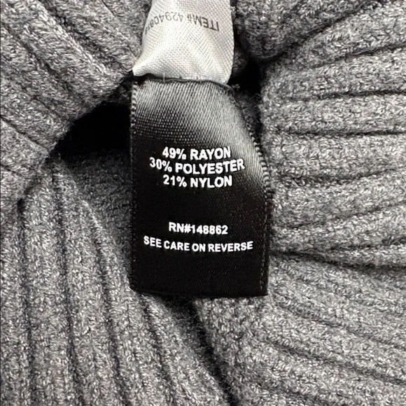 Torrid Drop Shoulder Relaxed Girlfriend Cardigan Knit Sweater Minimalist Grey 1X - Picture 9 of 10